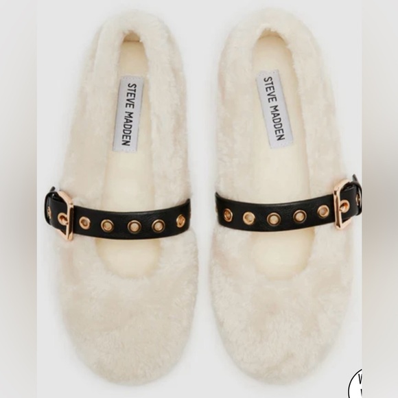 Steve Madden Toasty Beige Flats New in Box - Picture 2 of 5